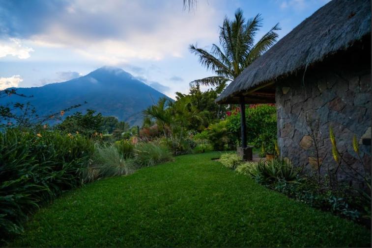 Hotel Bambu Santiago Atitlan Exterior photo